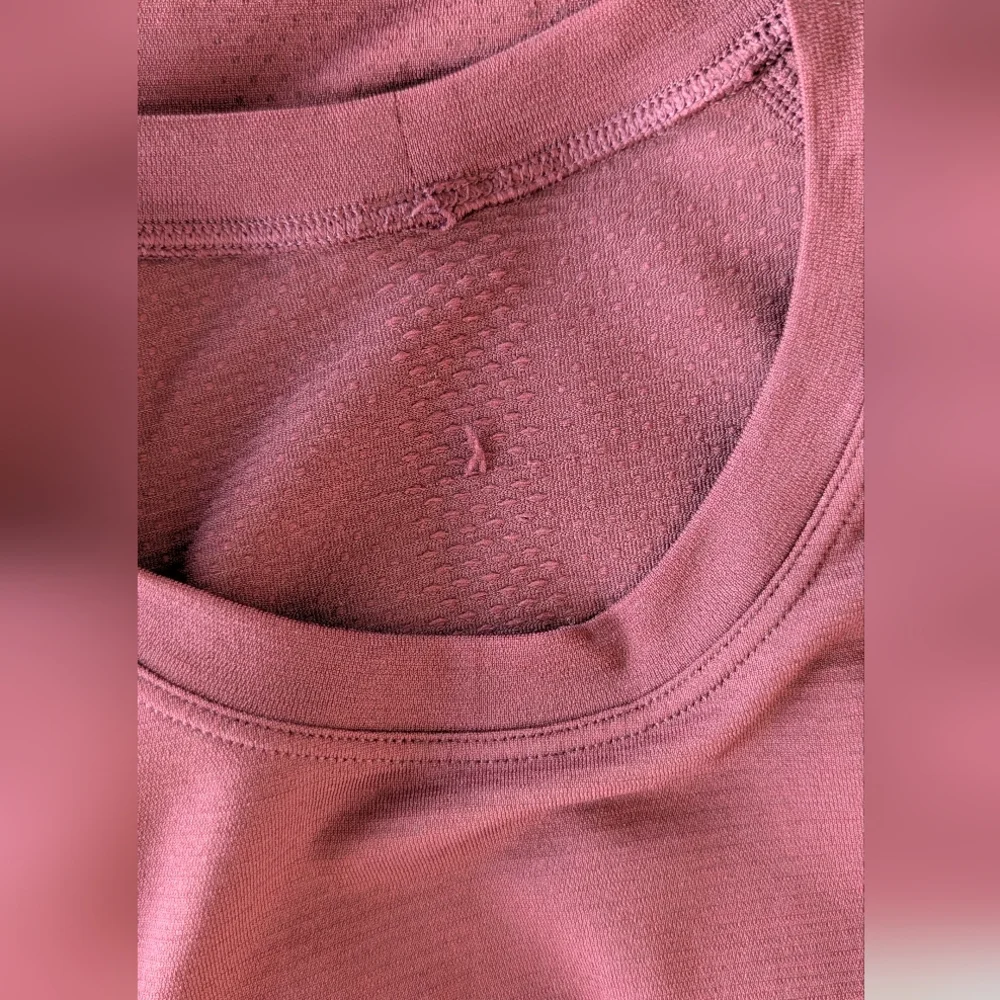 Lululemon Swiftly Tech Long Sleeve Shirt 2.0 *Race Length - Red Merlot, Size 2 - Picture 7 of 7